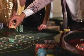 cinta69 login app dashboard on Android phone showing live dealer tables